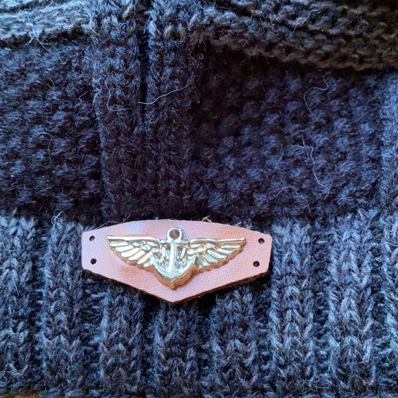 Black grey Beanie style hat like new - Picture 2 of 7